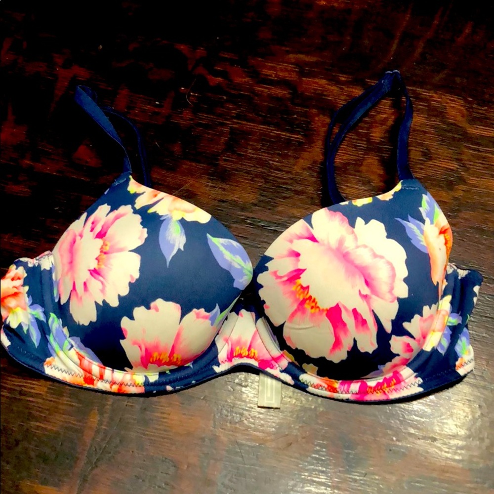 PINK VS bra
